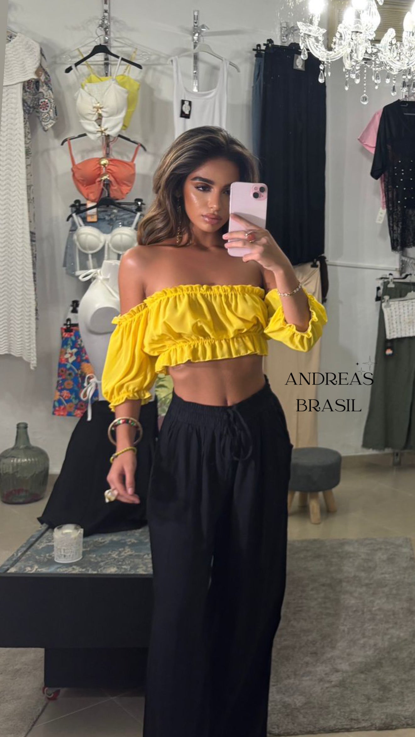 Top Zendaya amarillo